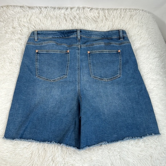 Addition Elle Blue Denim Frayed Bottom Jean Shorts - Picture 8 of 10